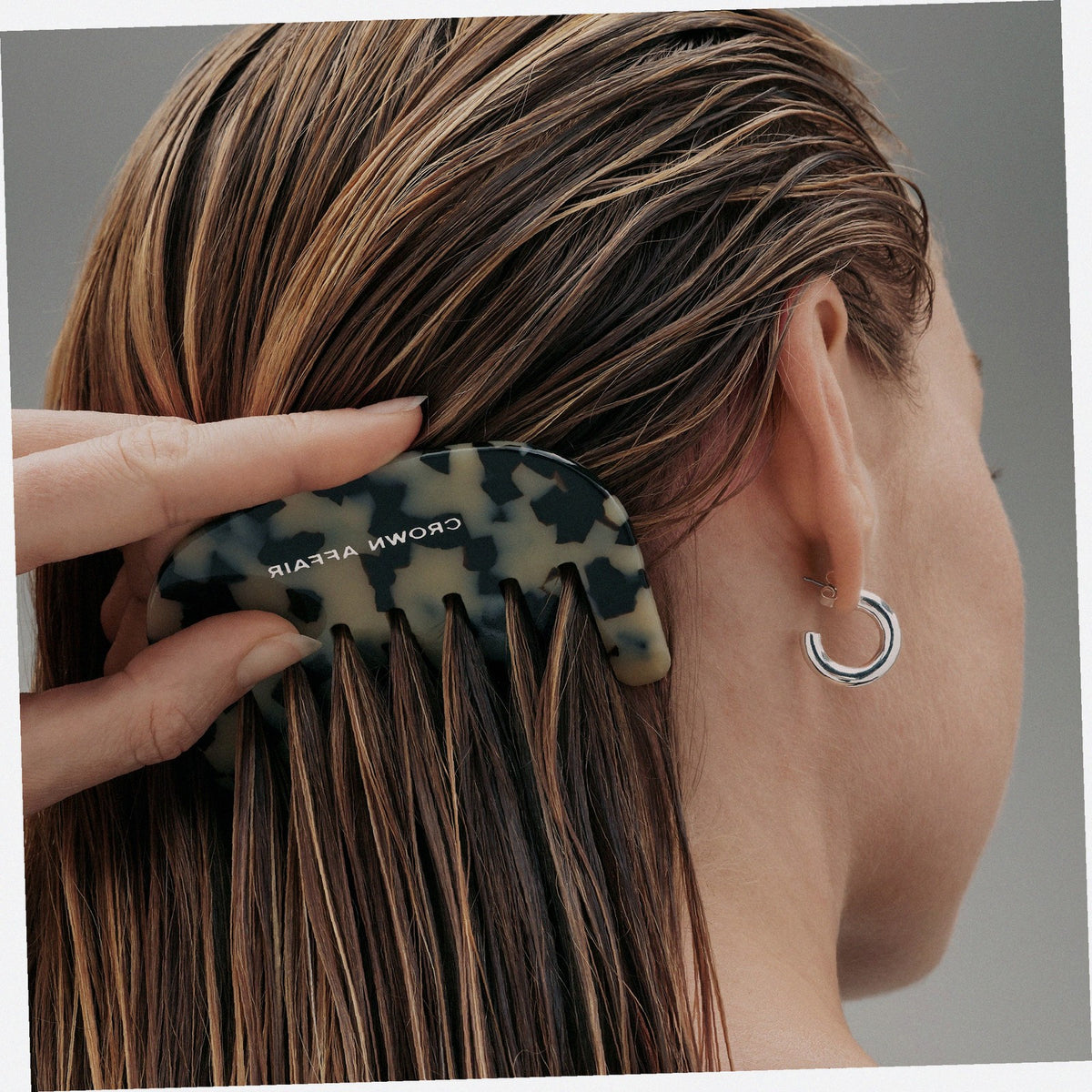The Comb No. 001