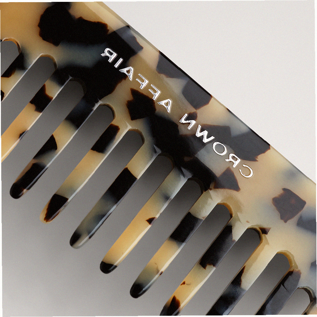 The Comb No. 002