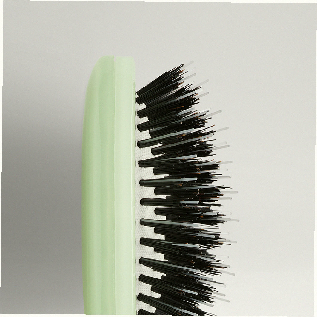 The Mini Brush No. 001