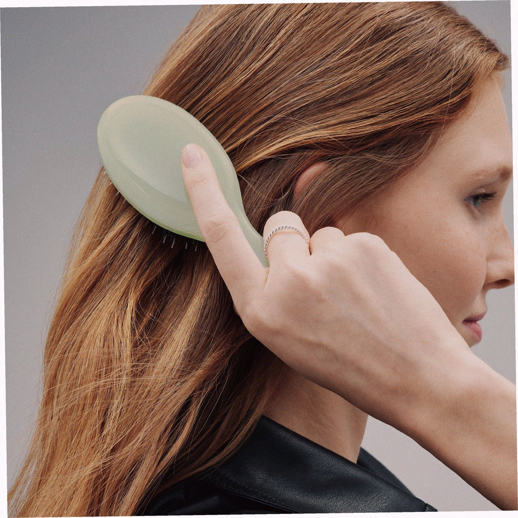 The Mini Brush No. 001